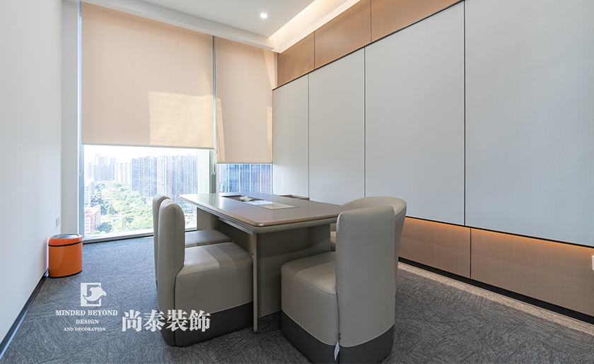 深圳市龍華區科技公司辦公室裝修效果圖